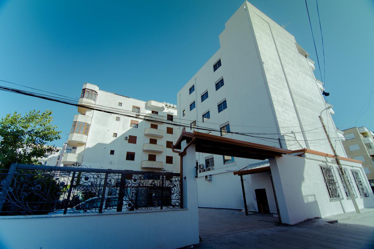 Hotel Lubjana Дуррес Екстер'єр фото