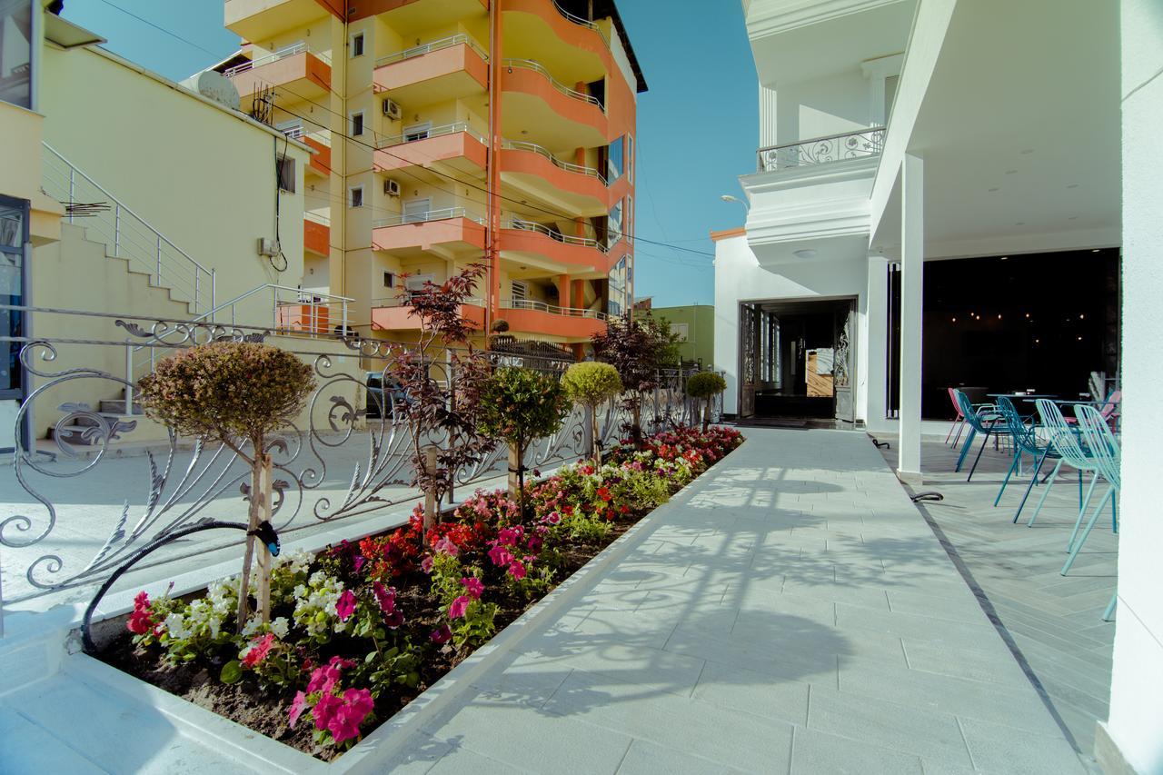 Hotel Lubjana Дуррес Екстер'єр фото