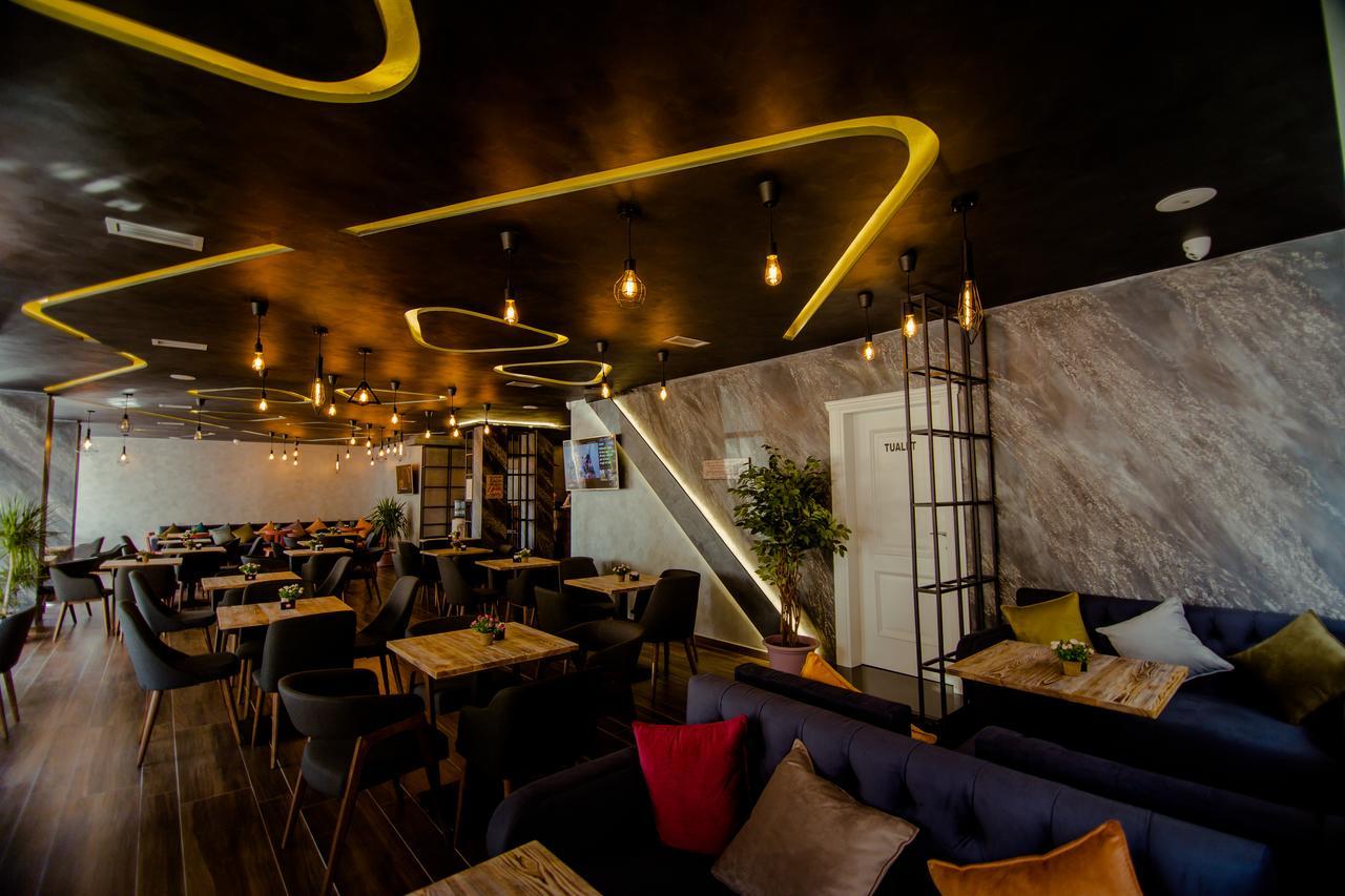 Hotel Lubjana Дуррес Екстер'єр фото